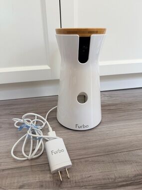 Furbo Dog Camera & Treat Dispenser - Works
Great!